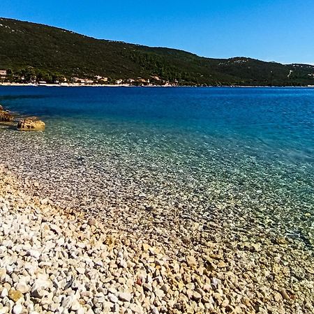 Apartments And Rooms By The Sea Martinscica, Cres - 23980 Dış mekan fotoğraf