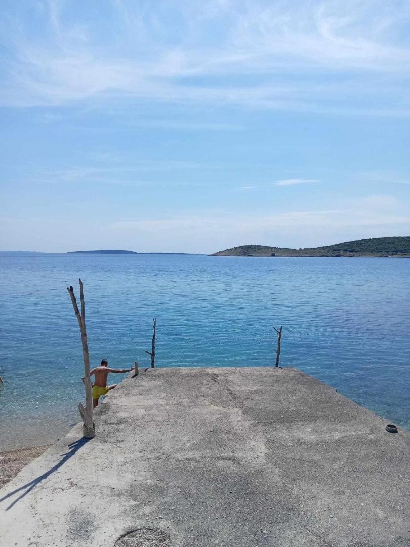 Apartments And Rooms By The Sea Martinscica, Cres - 23980 Dış mekan fotoğraf