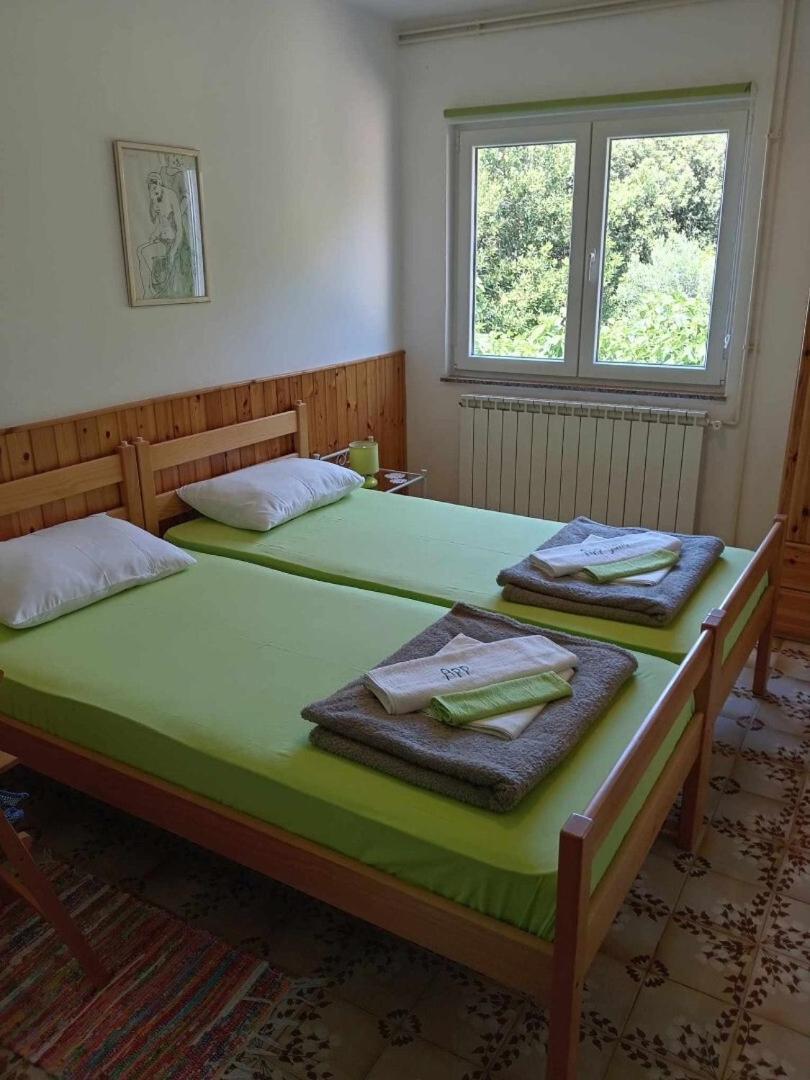 Apartments And Rooms By The Sea Martinscica, Cres - 23980 Dış mekan fotoğraf